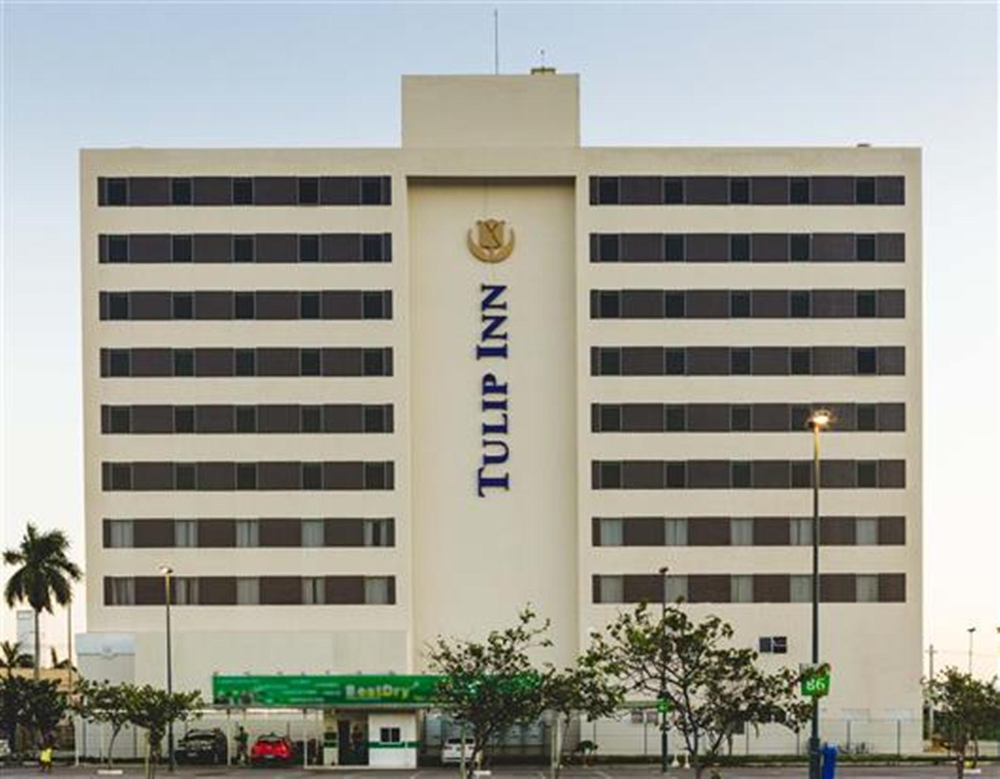 Tulip Inn Campos Dos Goytacazes Exterior photo